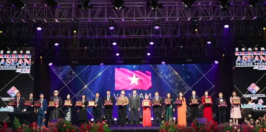 vietnamese firms earn asean tourism awards 2025 picture 1