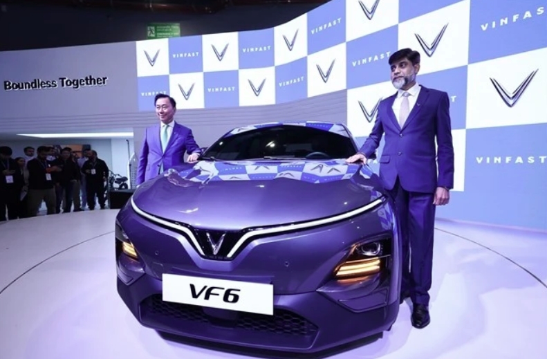 VinFast officially enters India market, unveils two EVs