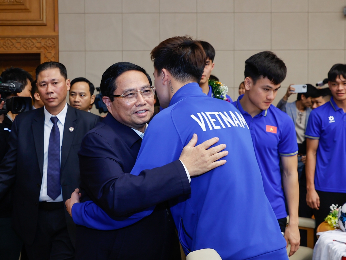 vo dich asean cup 2024, Dt viet nam duoc thu tuong vinh danh hinh anh 99