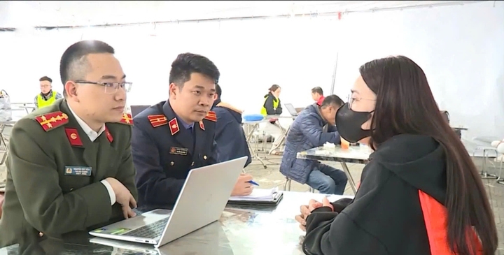 chi tiết kịch bản đánh vào tâm lý nạn nhân của đường dây lừa đảo 1.000 tỷ đồng hình ảnh 1 chi tiet kich ban danh vao tam ly nan nhan cua duong day lua dao 1.000 ty dong hinh anh 1