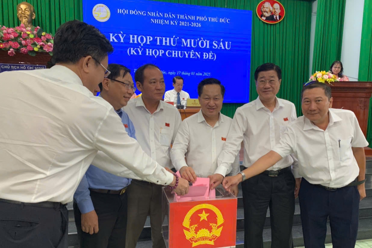 kiện toàn nhân sự chủ chốt tp thủ Đức hình ảnh 1 kien toan nhan su chu chot tp thu Duc hinh anh 1