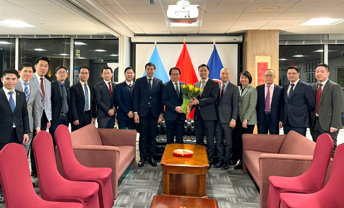 phái đoàn việt nam - lào chung vui đón tết nguyên đán 2025 tại liên hợp quốc hình ảnh 1 phai doan viet nam - lao chung vui don tet nguyen dan 2025 tai lien hop quoc hinh anh 1