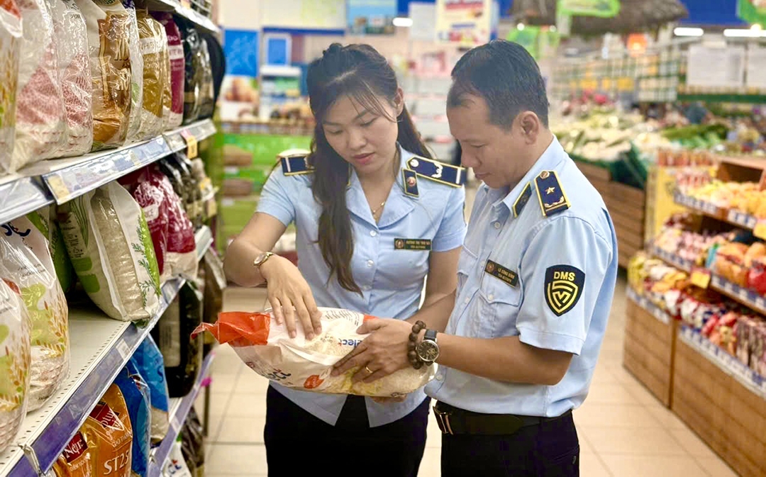 11 doanh nghiệp tham gia bình ổn giá thị trường tết Ất tỵ ở quảng ngãi hình ảnh 1 11 doanh nghiep tham gia binh on gia thi truong tet At ty o quang ngai hinh anh 1