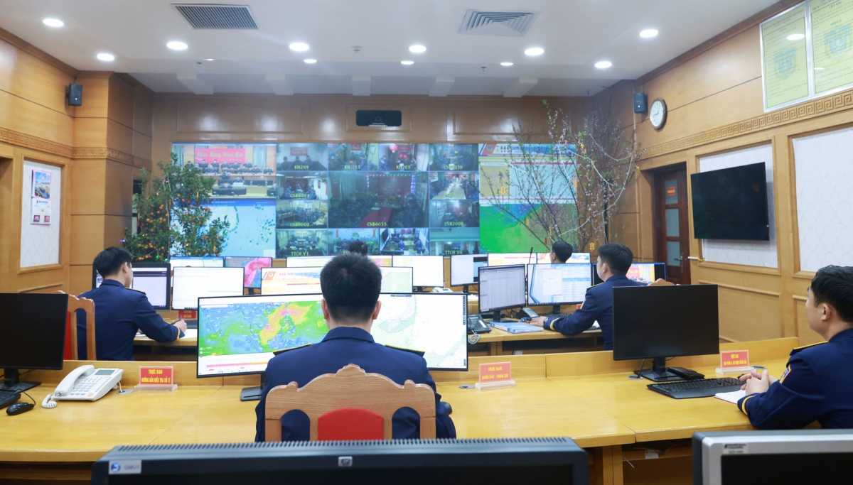 Đêm Giao thừa, Bộ Tư lệnh Cảnh sát biển kết nối các tàu trực ngoài biển