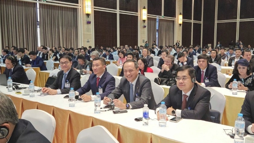 laos, vietnam look to fruitful investment cooperation at 2025 conference picture 4