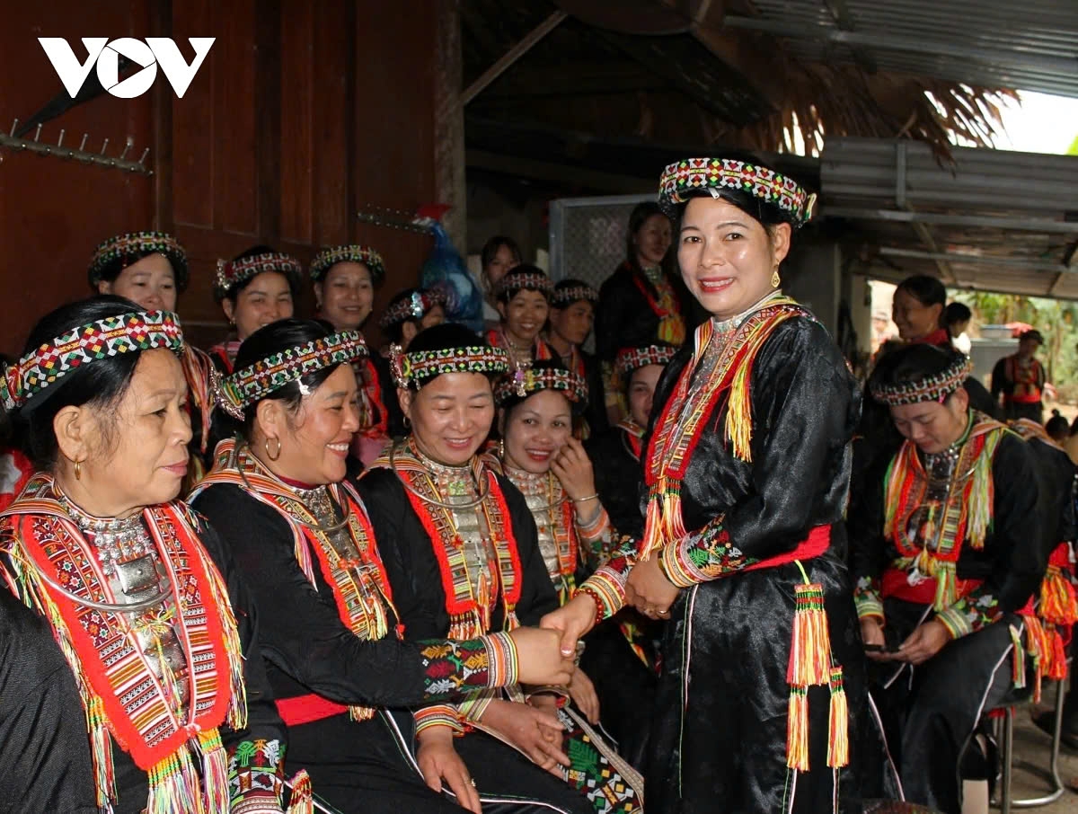 red dao people preserve lunar new year customs picture 2 red dao people preserve lunar new year customs picture 2