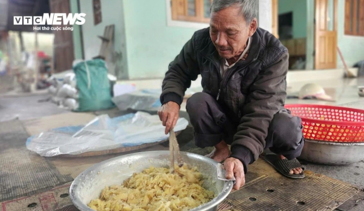 hue city s ginger jam village bustling in the buildup to tet picture 4