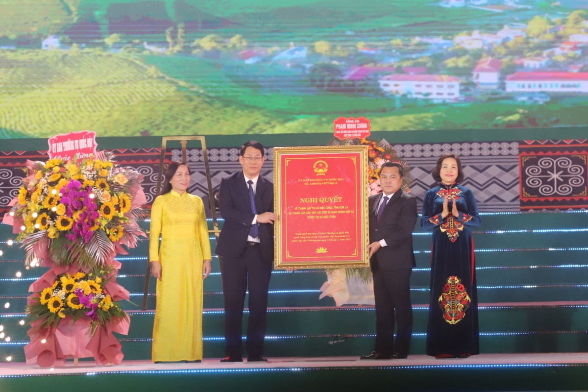 Cao nguyên Mộc Châu trở thành thị xã