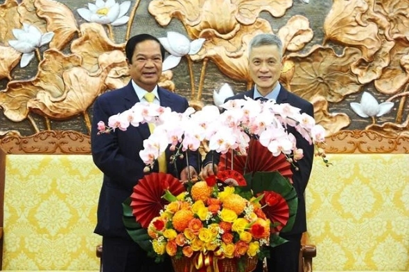 Vietnam, Cambodia, Laos tighten solidarity on Tet occasion