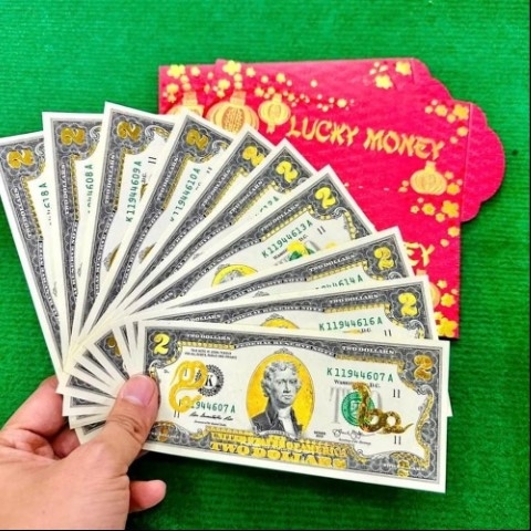 lucky money in high demand ahead of lunar new year of snake picture 4