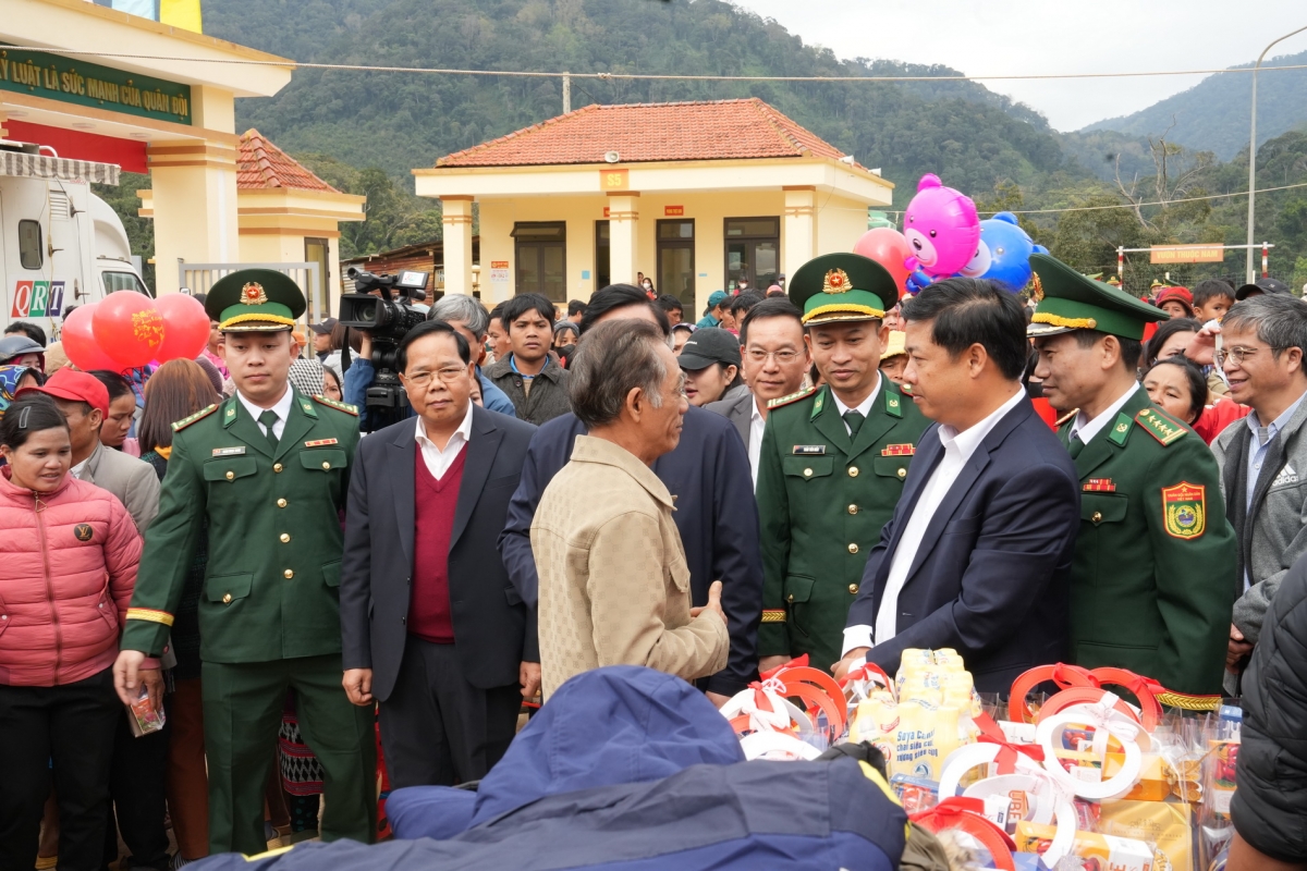 hàng nghìn suất quà tết gửi đến người dân biên giới tỉnh quảng nam hình ảnh 4 hang nghin suat qua tet gui den nguoi dan bien gioi tinh quang nam hinh anh 4