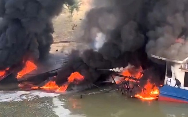 Three injured in Ninh Binh oil tanker fire