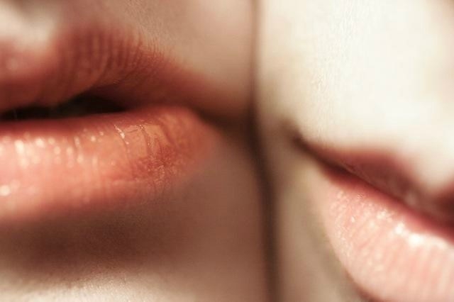Oral sex và nguy cơ lây nhiễm các bệnh tình dục