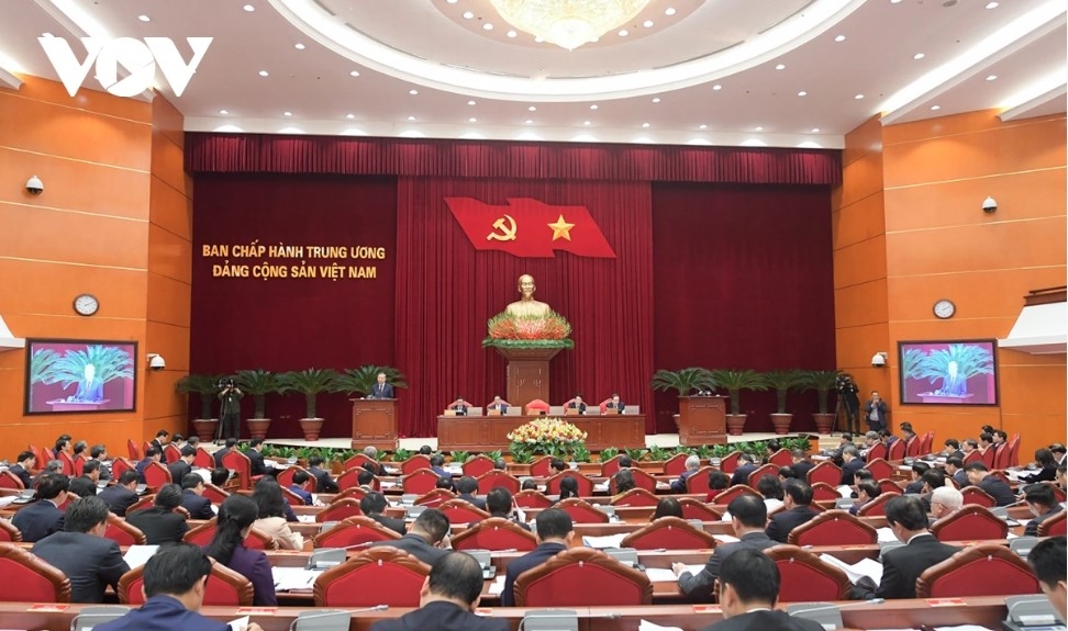 13th party central committee convenes meeting in hanoi picture 1