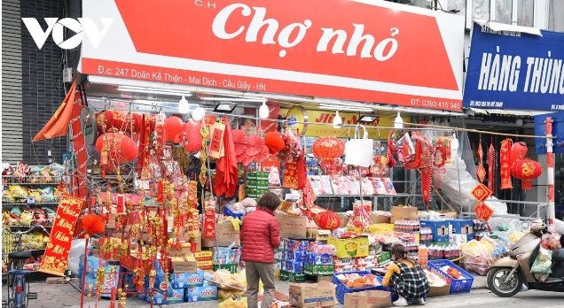 abundance of tet goods fails to boost purchasing power picture 3