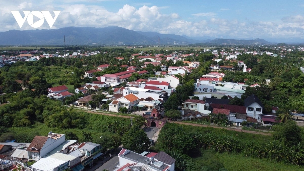 huyen nong thon moi dau tien cua khanh hoa no luc len thi xa hinh anh 1