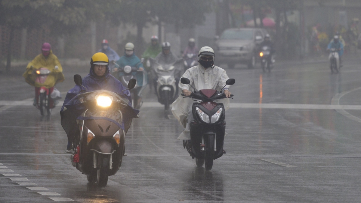 thoi tiet ngay 25 1 ha noi co mua phun, dem va sang troi ret hinh anh 1