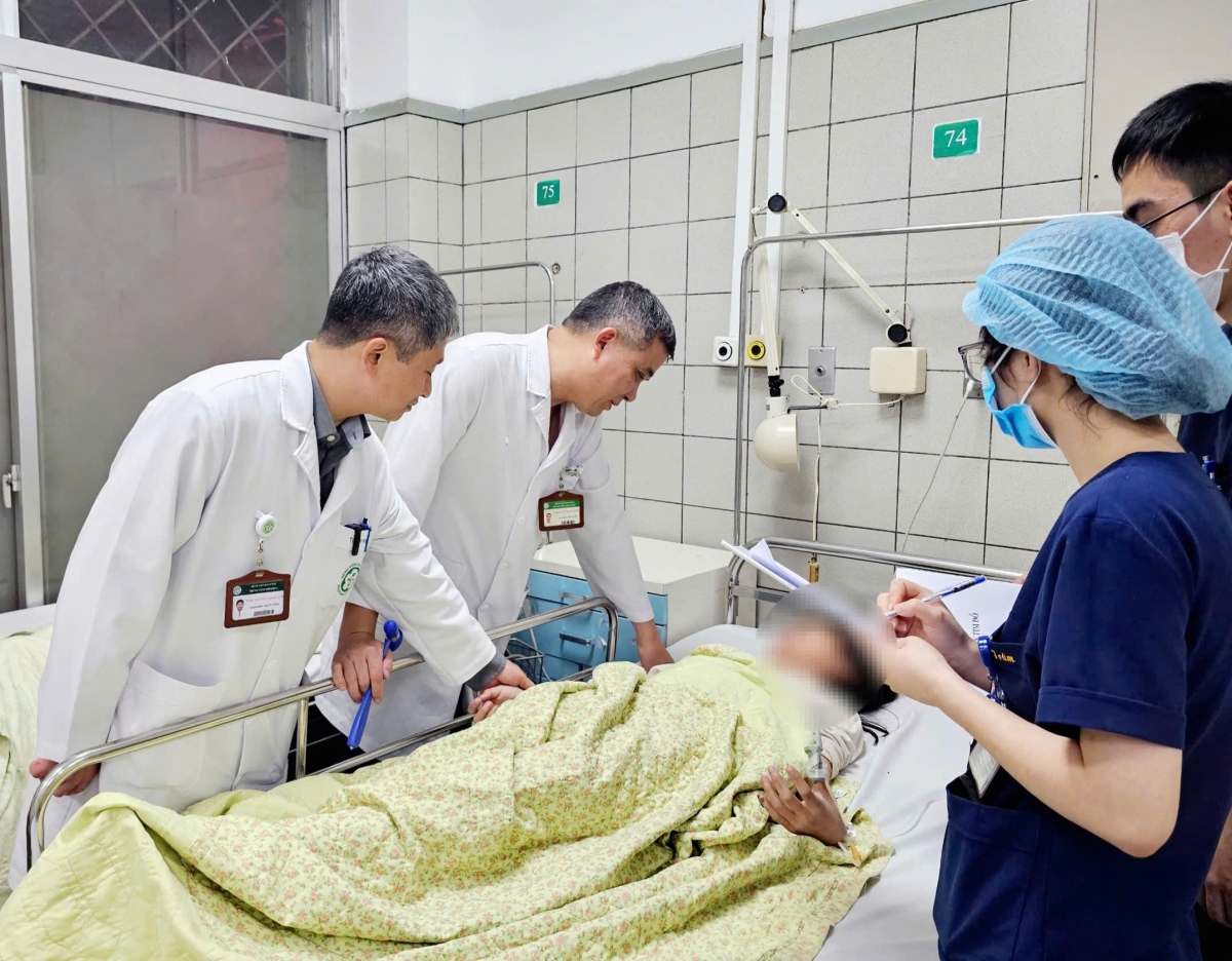 Hàng chục học sinh uống nhầm hoá chất diệt chuột hiện giờ ra sao?