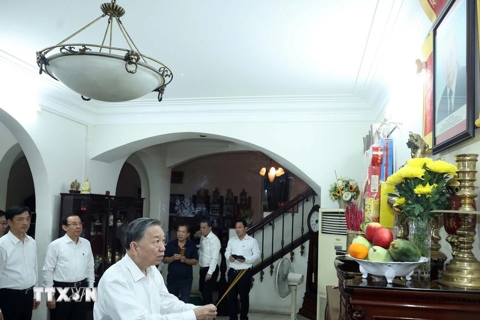 tong bi thu to lam tri an cac dong chi lanh dao nguyen lanh dao Dang, nha nuoc hinh anh 1