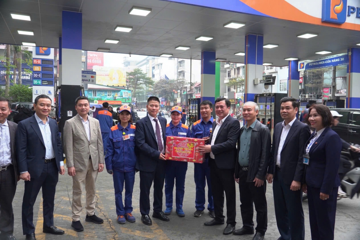 Bộ Công Thương kiểm tra nguồn cung xăng dầu Tết Ất Tỵ