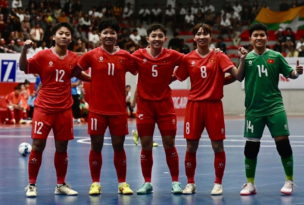 thang 21-0, Dt futsal nu viet nam tien gan hon den world cup hinh anh 1