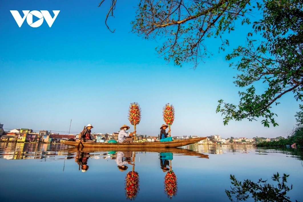 300-year-old paper flower making village in hue more colourful ahead of tet picture 9