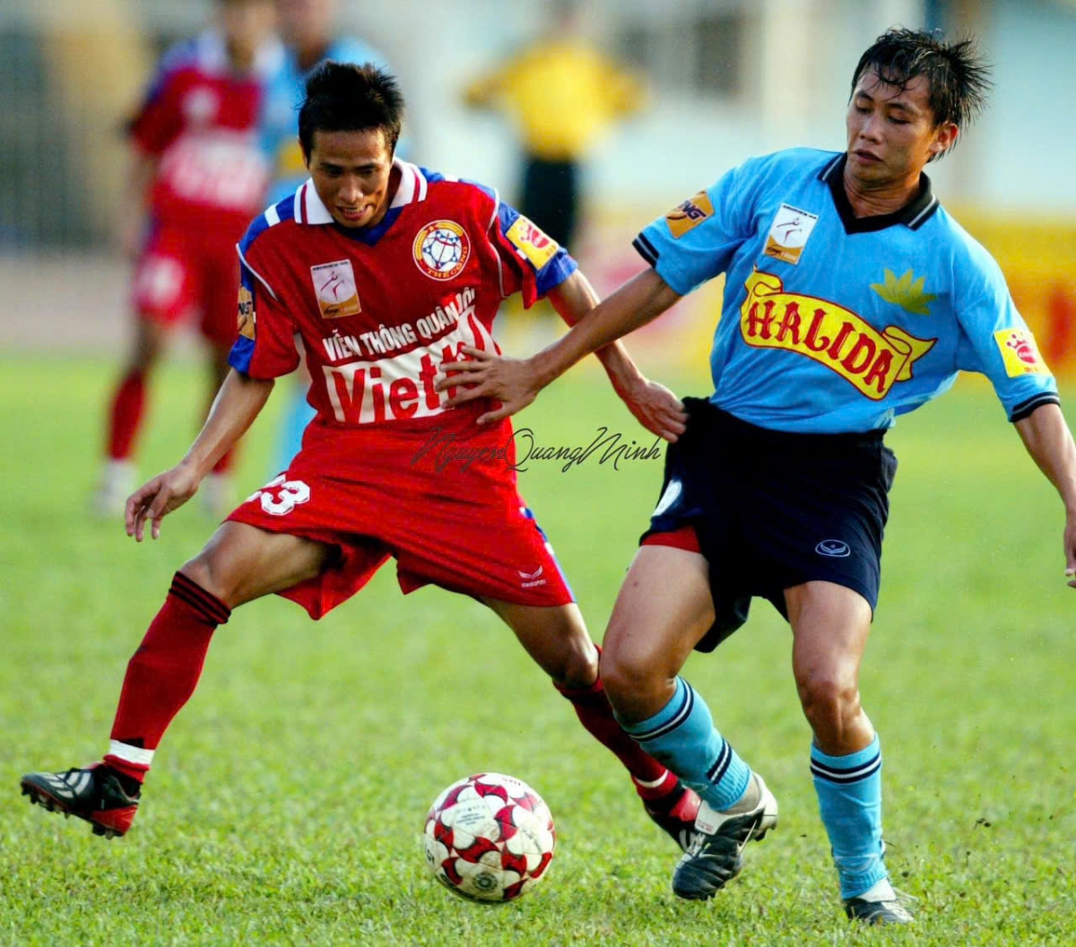 hlv bui Doan quang huy toi da tung muon bo bong da nhung bong da khong bo toi hinh anh 3