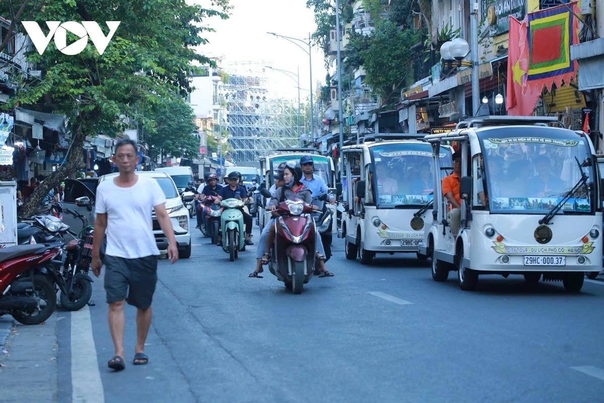 ha noi cam o to vao pho co lieu co bit cho nay, phinh cho kia hinh anh 4