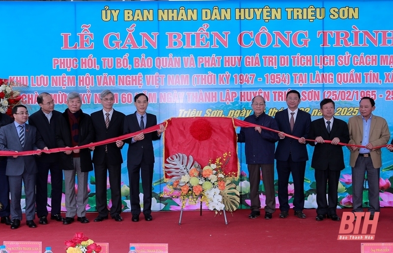 gan bien cong trinh phuc hoi, tu bo khu luu niem hoi van nghe viet nam hinh anh 1