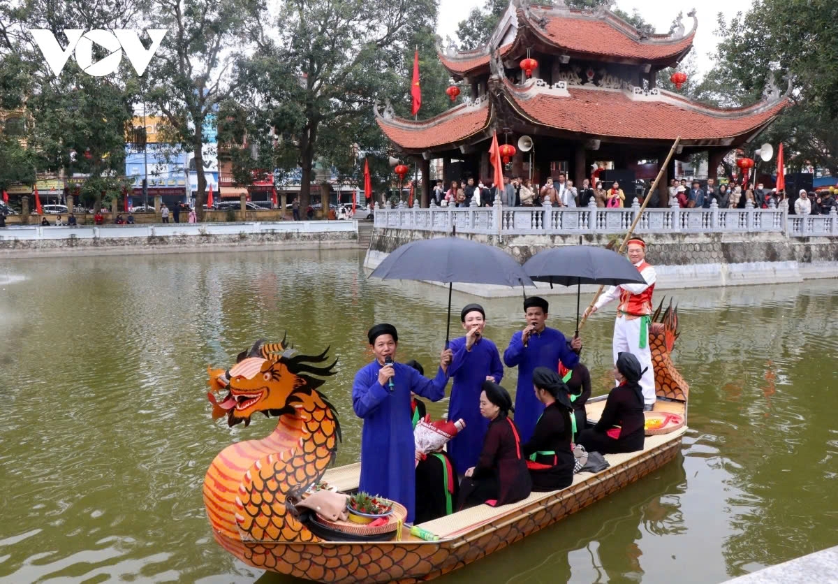thousands flock to lim festival 2025 despite freezing weather picture 2 thousands flock to lim festival 2025 despite freezing weather picture 2
