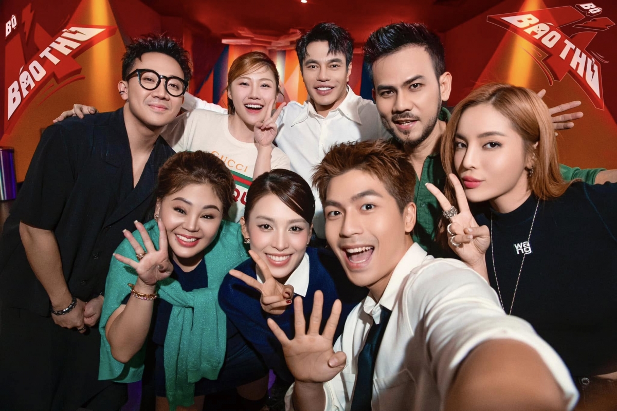 "Bộ tứ báo thủ" của Trấn Thành thu 256 tỷ đồng sau hơn 1 tuần ra rạp