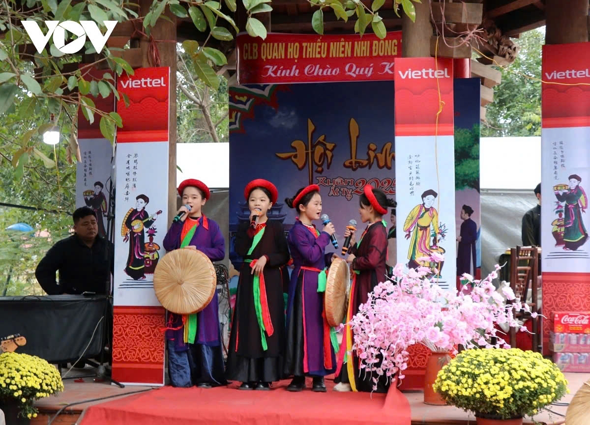 thousands flock to lim festival 2025 despite freezing weather picture 5 thousands flock to lim festival 2025 despite freezing weather picture 5
