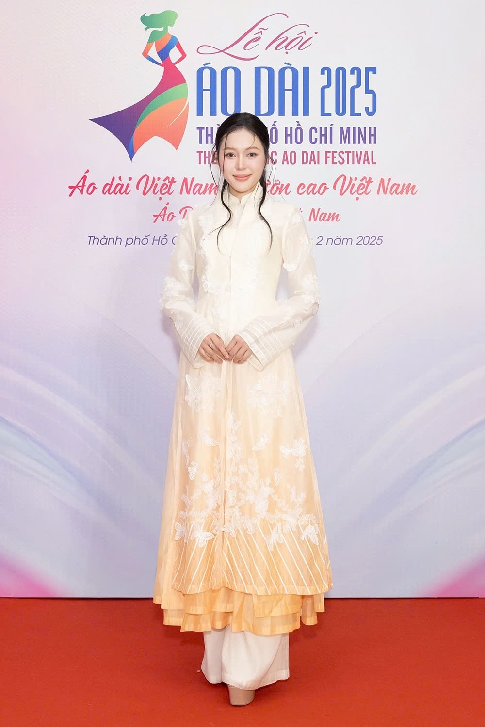 ambassadors selected to honour traditional vietnamese costume Áo dài picture 5 ambassadors selected to honour traditional vietnamese costume Ao dai picture 5