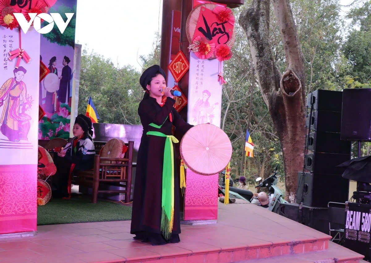thousands flock to lim festival 2025 despite freezing weather picture 6 thousands flock to lim festival 2025 despite freezing weather picture 6
