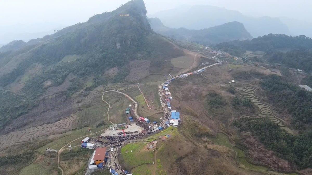 Dieu tra vu hon chien kinh hoang tai hoi xuan o bac kan hinh anh 1