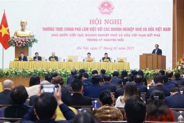 pm pham minh chinh urges smes to break limits for growth picture 1