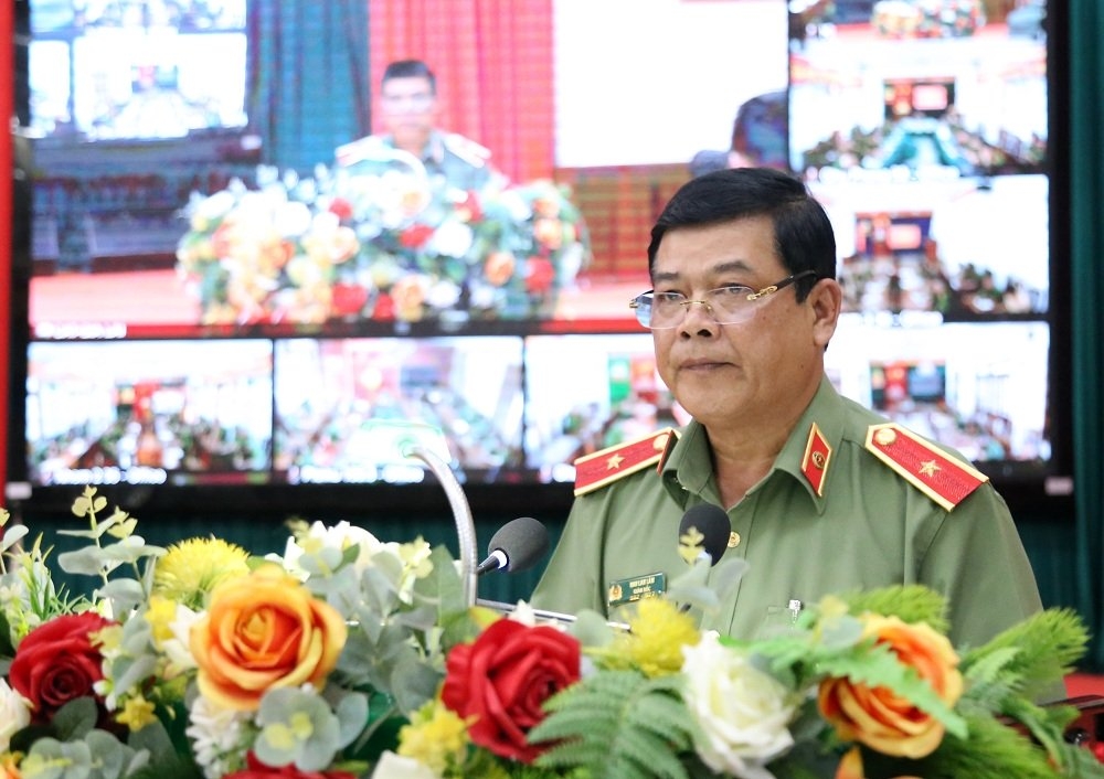 23 cán bộ cấp phòng công an tỉnh gia lai nghỉ hưu trước tuổi hình ảnh 2 23 can bo cap phong cong an tinh gia lai nghi huu truoc tuoi hinh anh 2