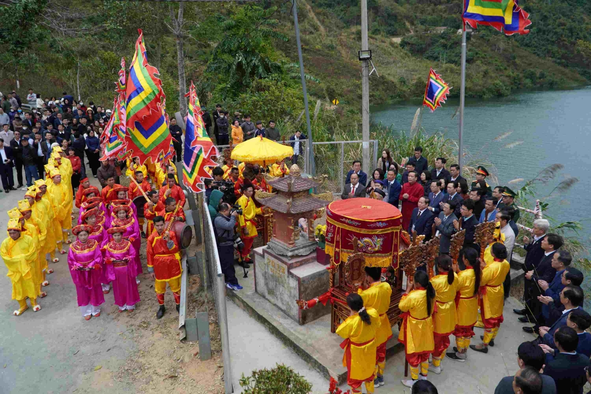 Lễ hội Đền thờ Vua Lê Thái Tổ - Điểm hẹn văn hóa giữa đại ngàn Tây Bắc