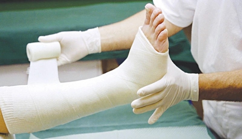 Gãy chân có quan hệ tình dục được không?