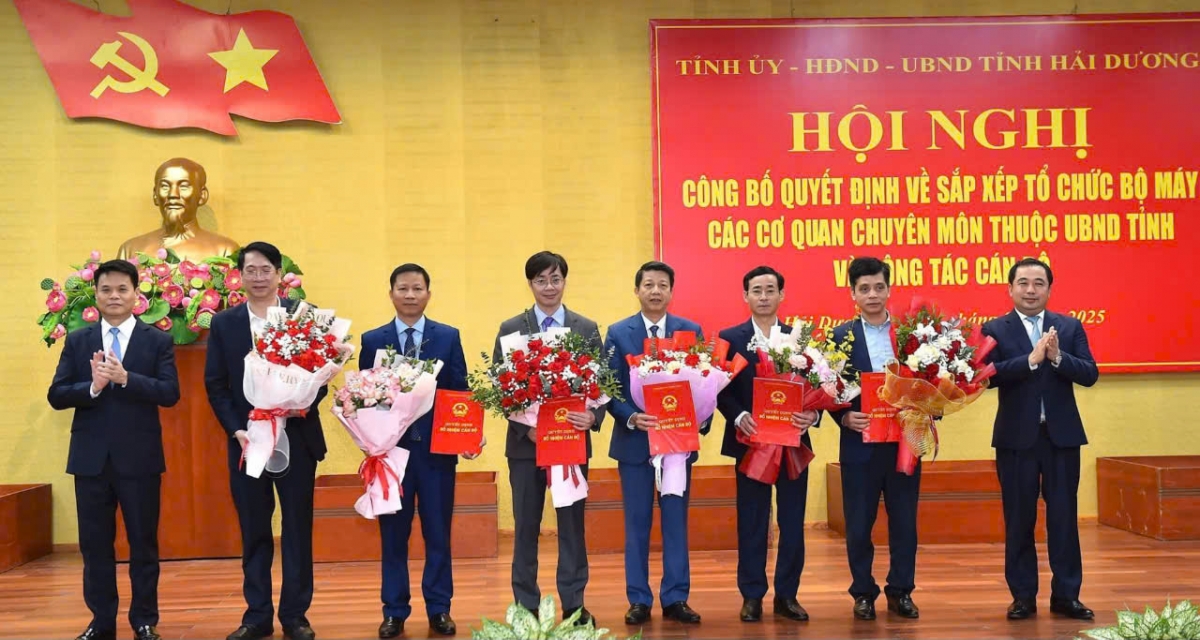 Bổ nhiệm lãnh đạo các sở ngành sau sáp nhập ở Hải Dương