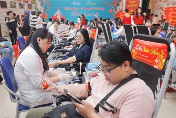 nearly 9,000 blood units collected during red spring festival picture 1 nearly 9,000 blood units collected during red spring festival picture 1