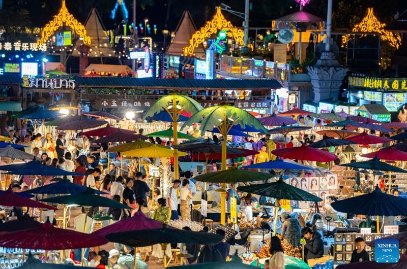 trung quốc miễn visa cho du khách asean tới tây song bản nạp vân nam hình ảnh 1 trung quoc mien visa cho du khach asean toi tay song ban nap van nam hinh anh 1
