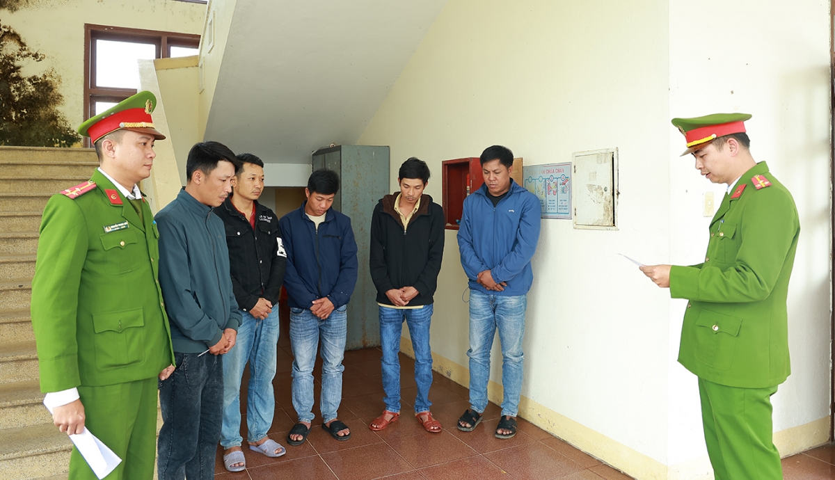 bắt giữ 6 người giết trộm thịt trâu của người dân quảng trị hình ảnh 1 bat giu 6 nguoi giet trom thit trau cua nguoi dan quang tri hinh anh 1