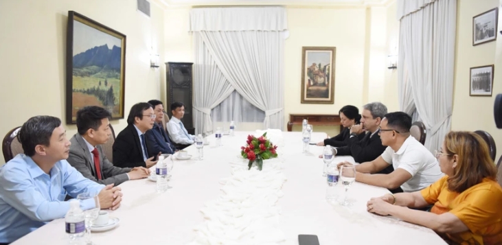 vietnam, cuba strengthen cooperation in education publishing picture 1