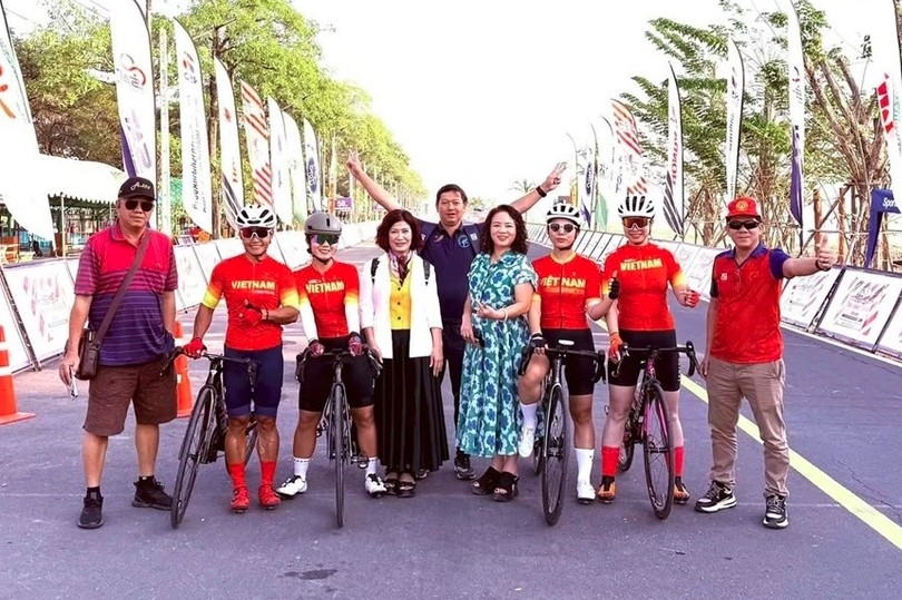 vietnam secures second gold at 2025 asian road cycling championships picture 1