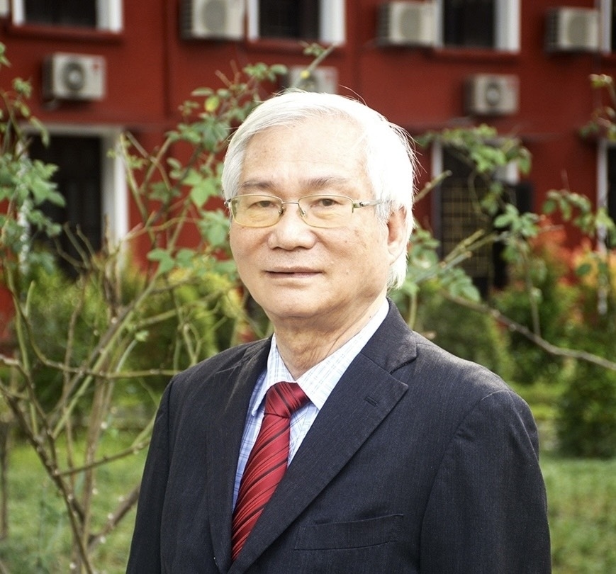 lop hoc dau tien thoi dung Dang - moc son dao tao, boi duong can bo cua Dang hinh anh 2