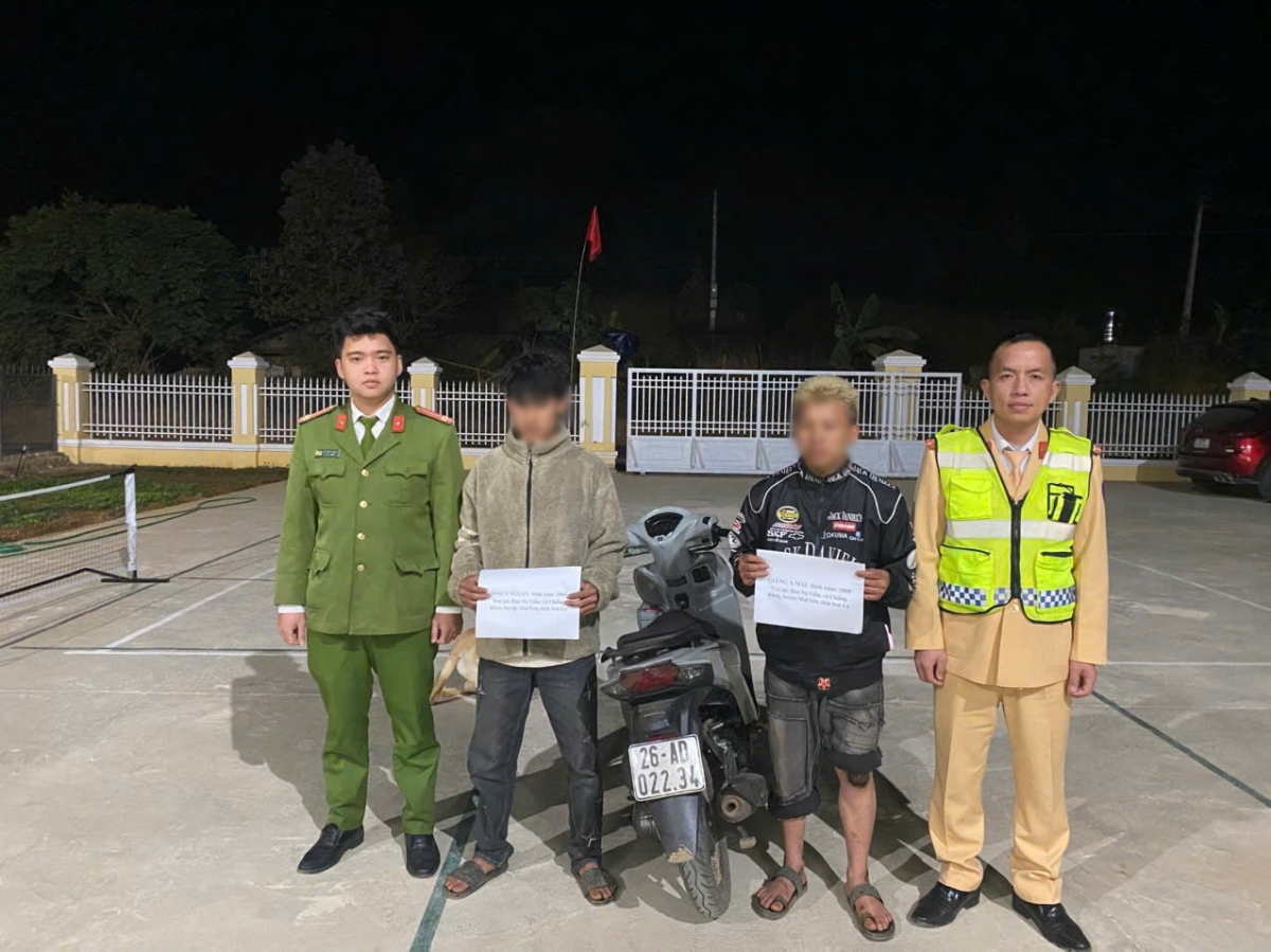 triệu tập 2 thanh niên cầm dao quắm lạng lách, đánh võng trên quốc lộ 6 hình ảnh 1 trieu tap 2 thanh nien cam dao quam lang lach, danh vong tren quoc lo 6 hinh anh 1