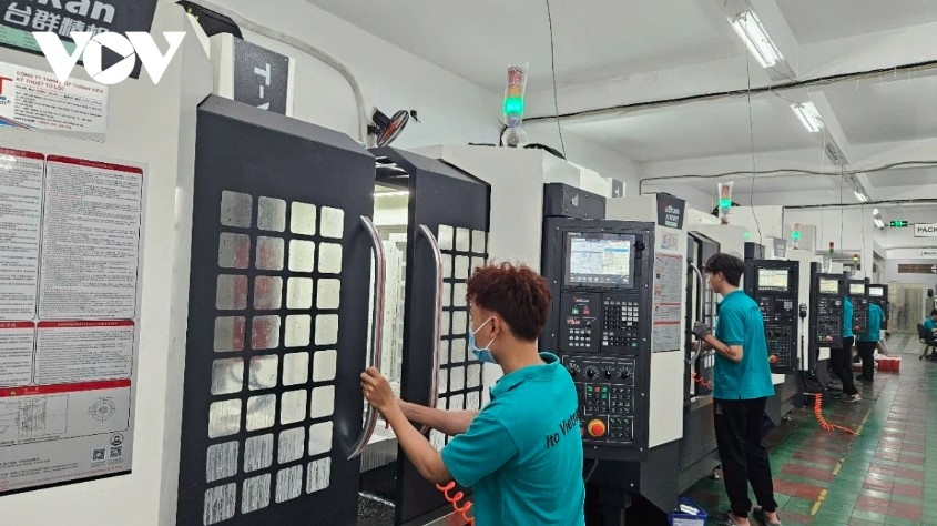 hcm city targets 10 economic growth with eight breakthrough solutions picture 2