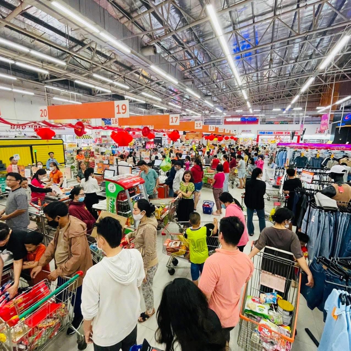 saigon co.op phục vụ hơn 100 triệu lượt khách dịp tết Ất tỵ 2025 hình ảnh 1 saigon co.op phuc vu hon 100 trieu luot khach dip tet At ty 2025 hinh anh 1