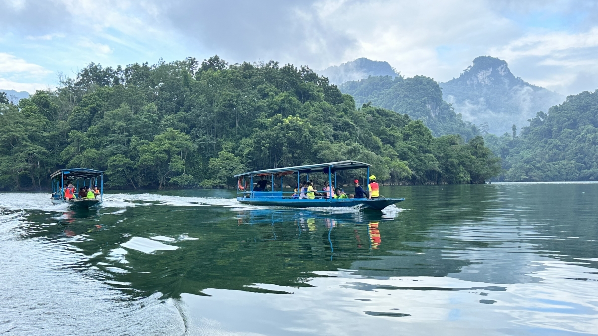 ghe tham hai dia diem trong phim nguoi vo cuoi cung hinh anh 1